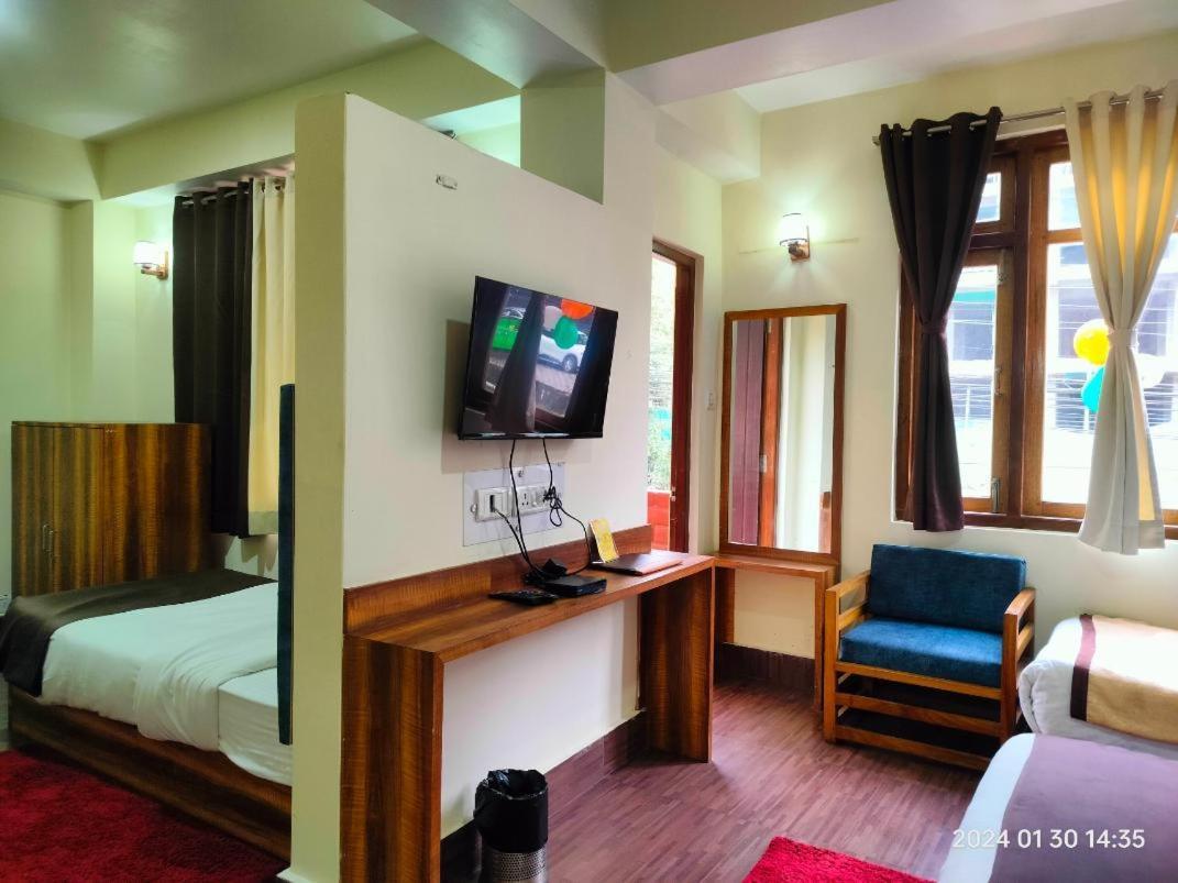 Aurora Gangtok Hotel Екстериор снимка