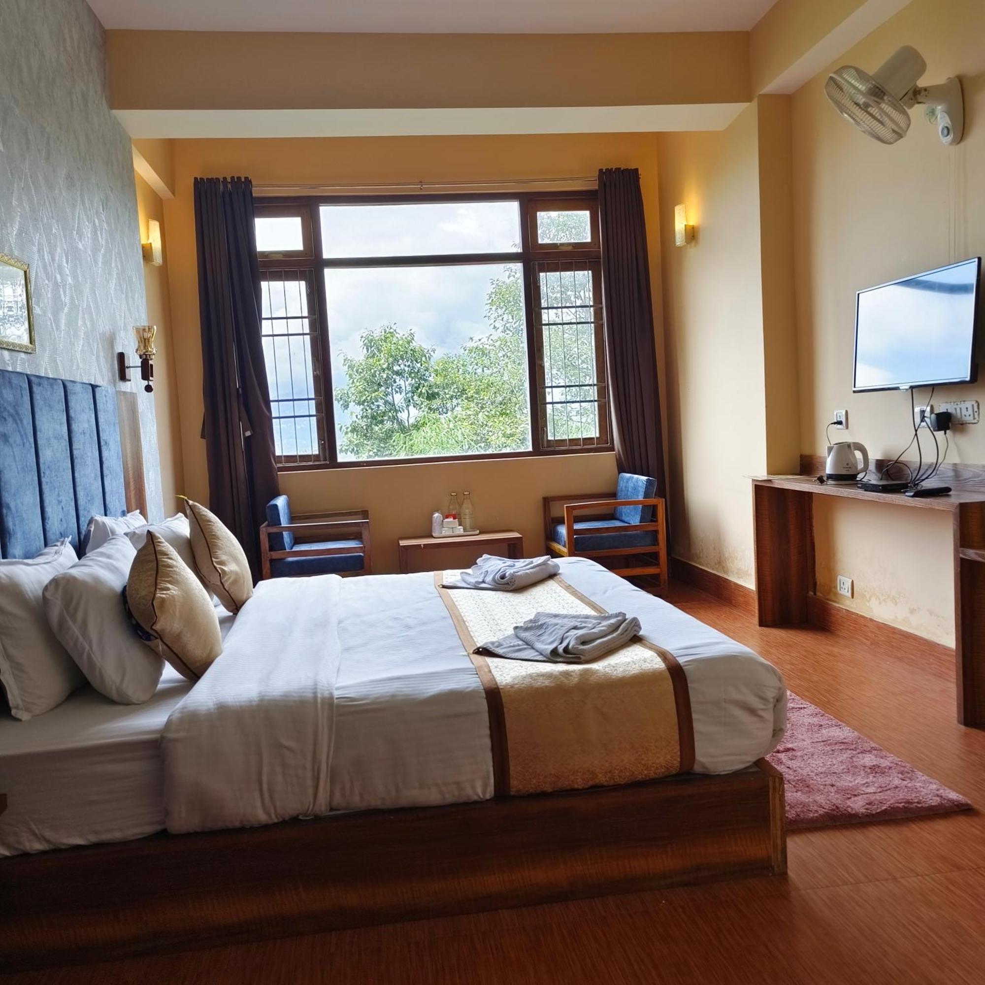 Aurora Gangtok Hotel Екстериор снимка