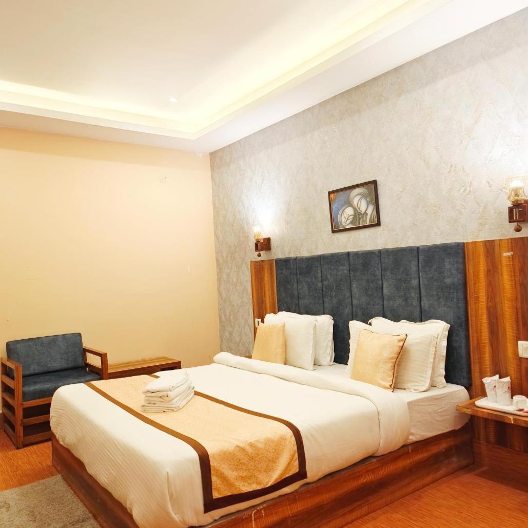 Aurora Gangtok Hotel Екстериор снимка