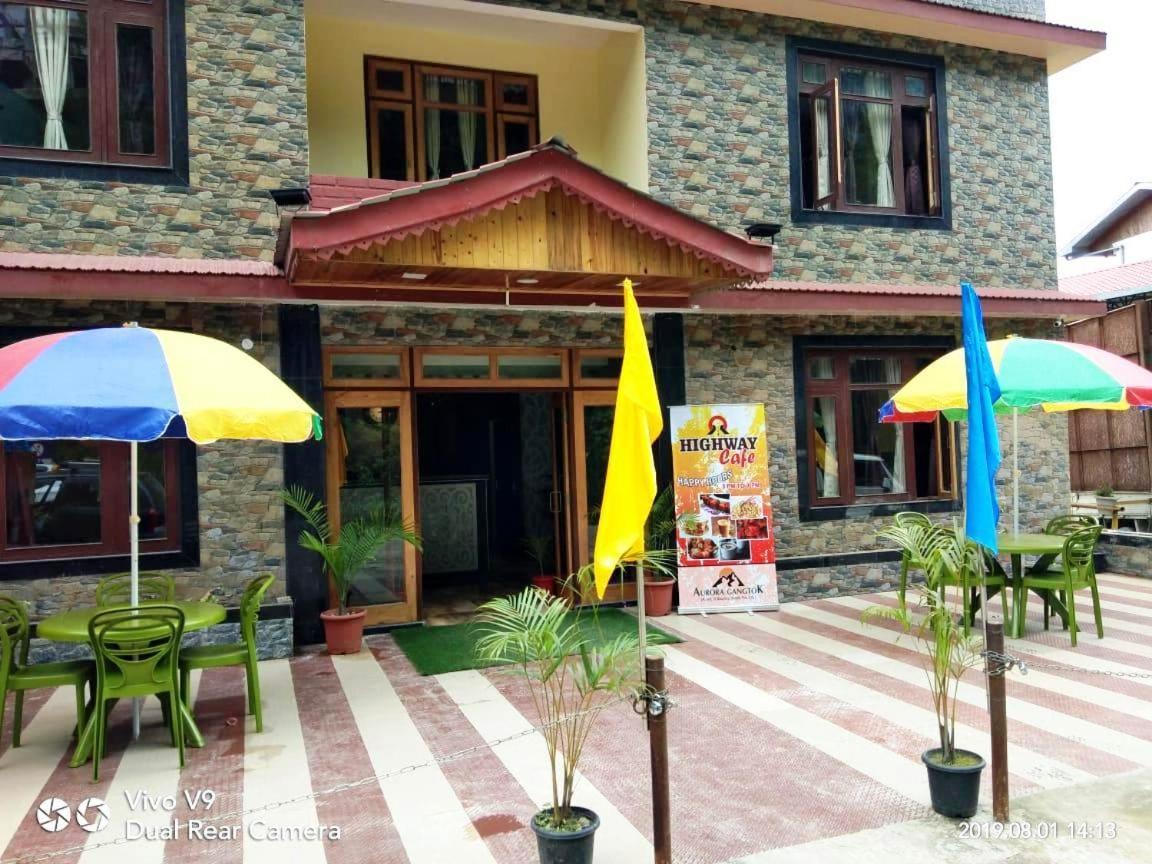 Aurora Gangtok Hotel Екстериор снимка
