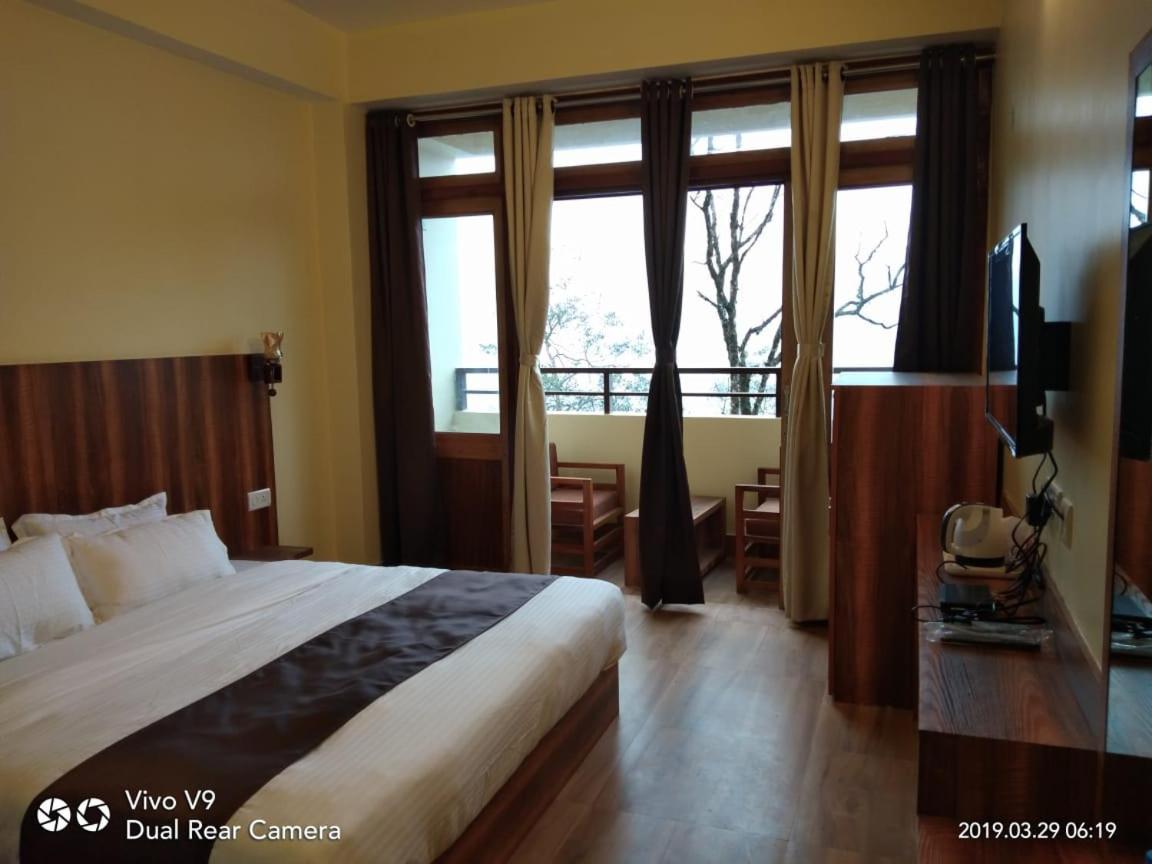 Aurora Gangtok Hotel Екстериор снимка