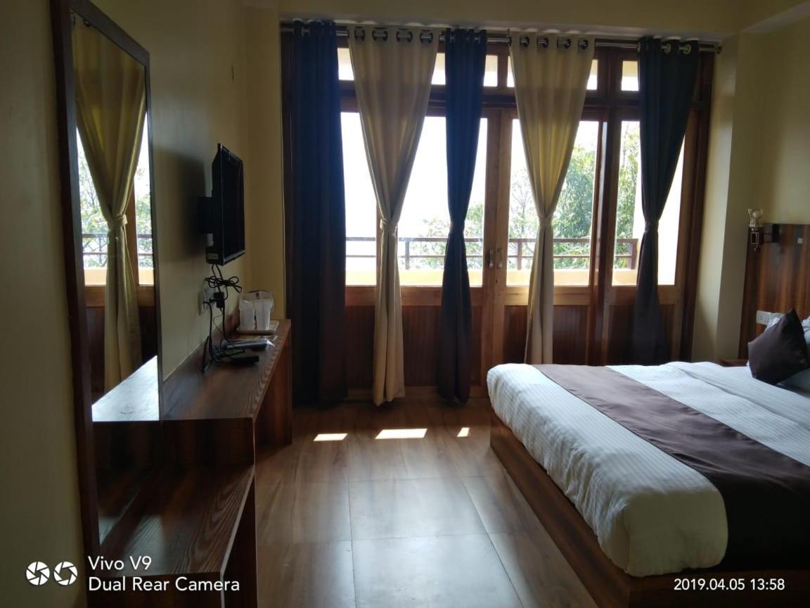 Aurora Gangtok Hotel Екстериор снимка