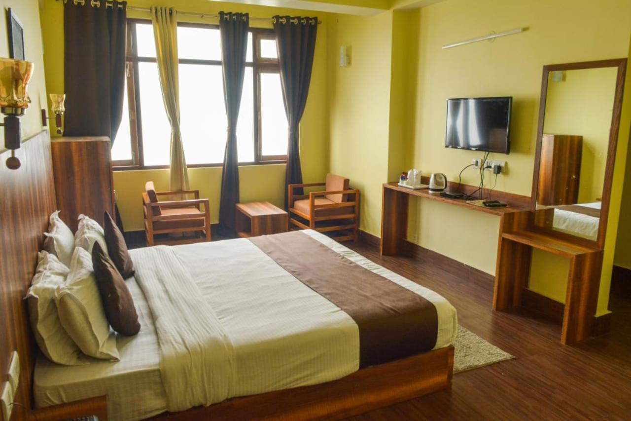 Aurora Gangtok Hotel Екстериор снимка