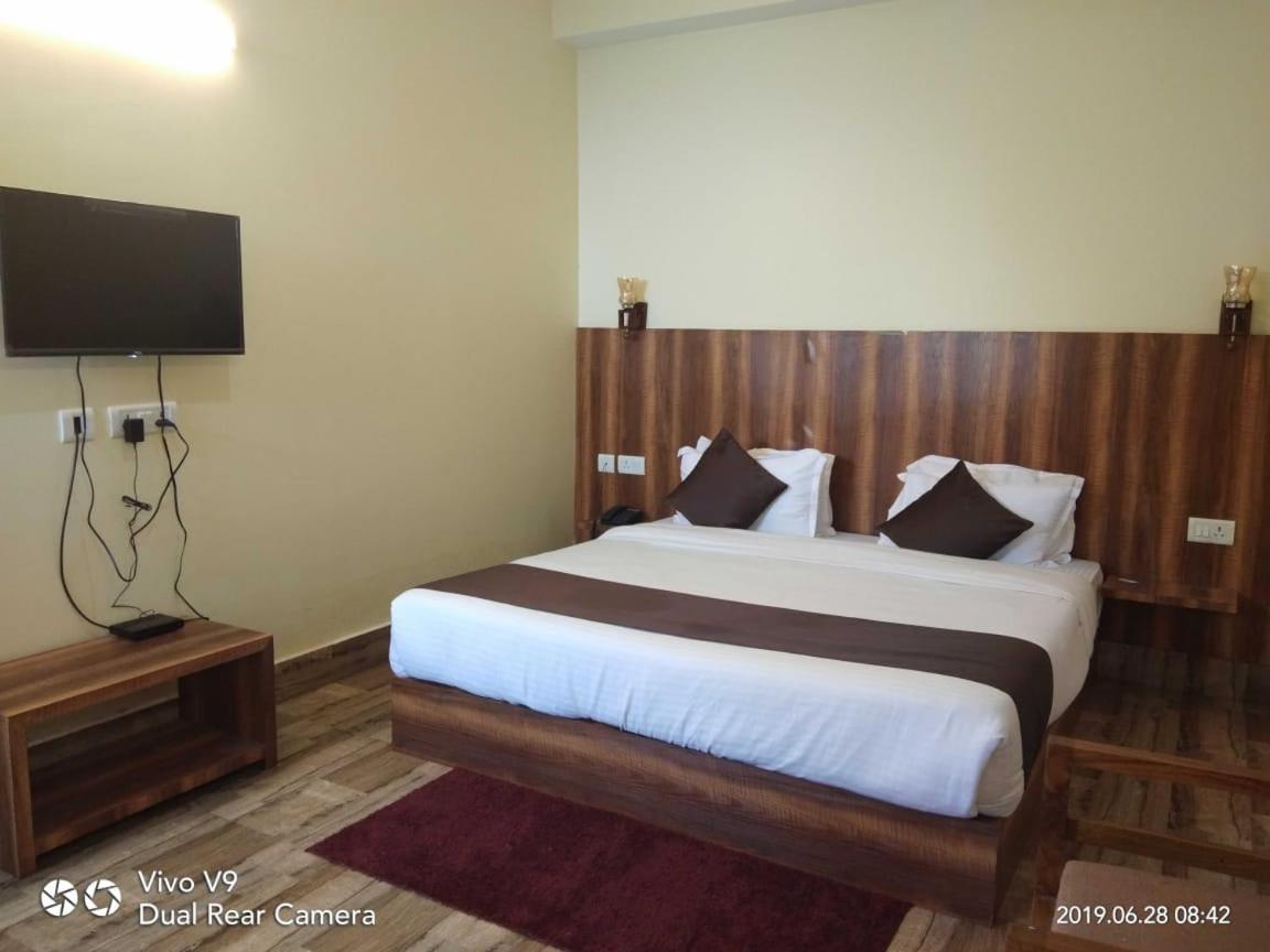 Aurora Gangtok Hotel Екстериор снимка